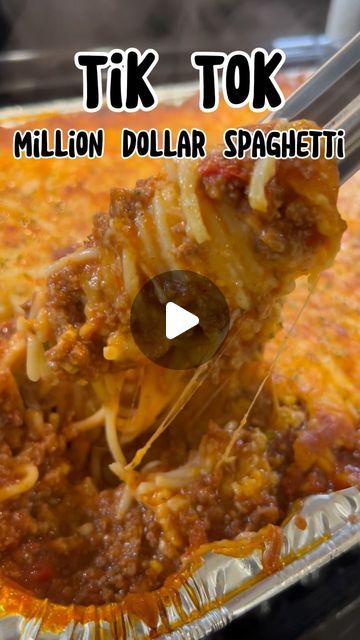 Famous Tick Tock Spaghetti, Tiktok Million Dollar Spaghetti, Loaded Spaghetti Recipes, Tic Tok Spaghetti Alfredo Easy, Spaghetti Recipes Black People, Viral Spaghetti Alfredo, Million Dollar Spaghetti Video, Spaghetti Recipes Chicken, Black People Spaghetti Recipes