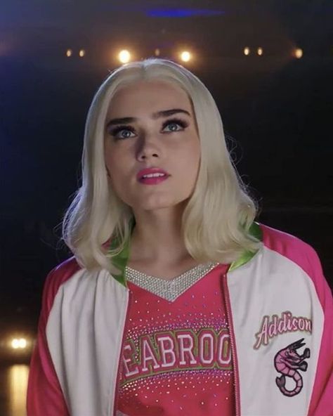 Addison Zombies 3 Meg Donnelly Pink Jacket Addison Zombies, Zombie News, Zombies Disney, Zombies 3, Chandler Kinney, Disney Zombies, Disney Channel Movies, Milo Manheim, Meg Donnelly