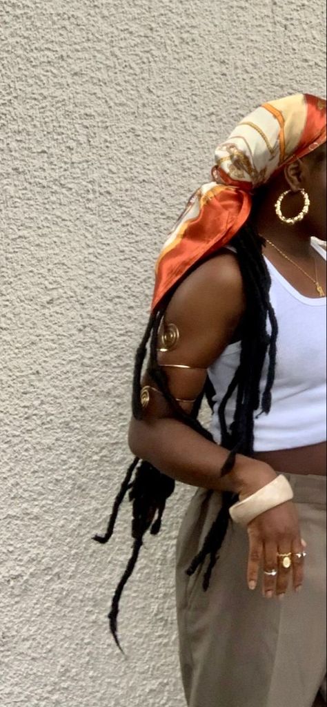 Earthy Outfits Black Women Locs, Summer Headwrap Outfit, Head Scarfs Outfits, Summer Head Scarf Boho Style, Locs With Scarf Black Women, Scarf Hairstyles Outfit, Black Headscarf Outfit, Boho Jewelry Black Women, Black Women With Locs Outfits