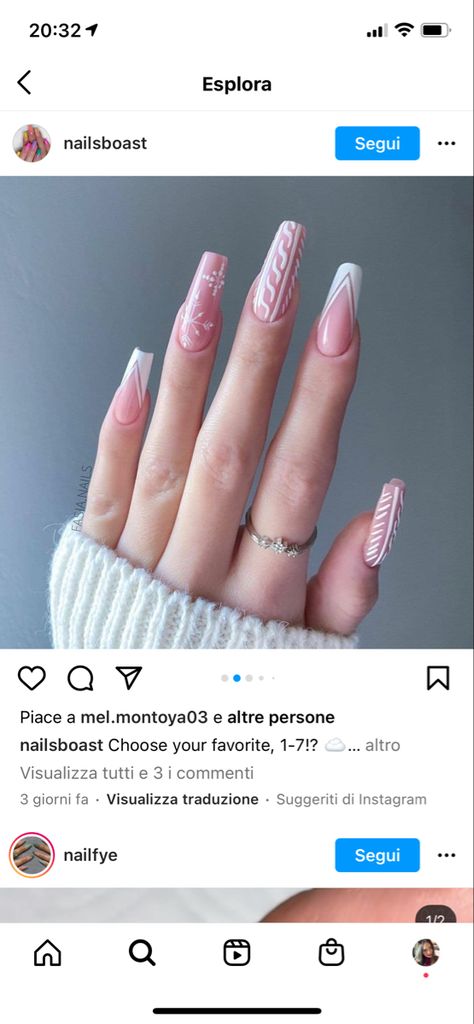 Unghie french biancbe , effetto maglione e fiocco di neve Euphoria Nails, Elegant Nails, Nails Ideas, Gel Nails, Nail Art, Nails, Bedroom, Quick Saves, Nail Arts