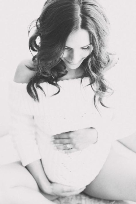 Belly Pics, Baby Bump Photos, Baby Fotografie, Maternity Inspiration, Foto Tips, Foto Baby, Baby Belly, Maternity Poses, Maternity Portraits