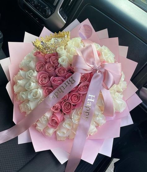 Pink Bouquet Flowers Birthday, Birthday Ramo, Happy Birthday Flower Bouquet, Bouquet Business, Happy Birthday Bouquet, Ribbon Rose Bouquets, Roses Bouquet Gift, Ribbon Flowers Bouquet, Flower Boquet