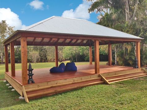 Garden Hut Ideas Outdoor, Outdoor Retreat Ideas, Yoga Gazebo, Outdoor Yoga Space, Yoga Platform, Garden Huts, Pitch Roof, Retreat Centre, Timber Pergola