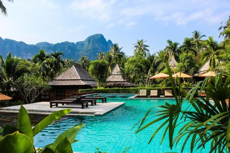 Thailand resort - best yoga retreats in Thailand Azulik Tulum, Jungle Resort, Belize Resorts, Eco Lodges, Best Honeymoon Destinations, Eco Lodge, Ao Nang, Chiang Rai, Hiking Spots