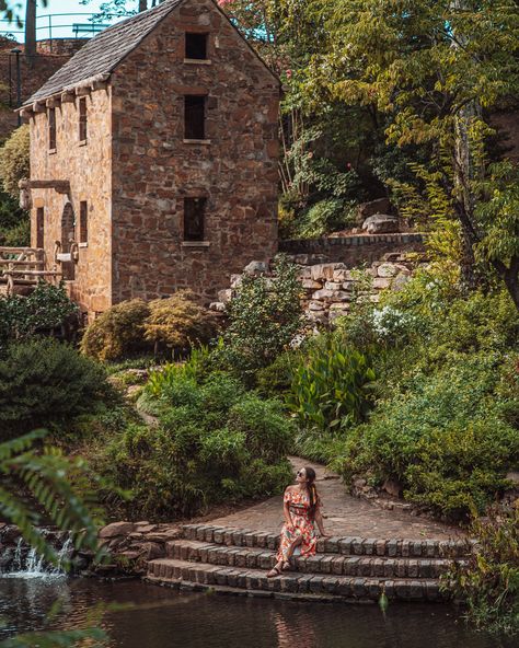 5 things to do while in @littlerockcvb ⛰️🚴🚤 - Hike in Pinnacle Mountain State Park - Go paddle boarding with @rocktownriveroutfitters - Take a scenic walk at The Old Mill - Explore Little Rock Murals - Bike along Arkansas River with @rocktownriveroutfitters . . #travelarkansas #lovelittlerock #explorelr #littlerockarkansas #ilovelittlerock #visitarkansas #igersarkansas #bigonlittlerock #midwestmoment #midwestblogger #arkansasoutdoors #littlerock #arkansas #arkansasphotography #arkansasmade... Little Rock Arkansas, Paddle Boarding, 5 Things, State Park, Arkansas, State Parks, The Old, Things To Do, Old Things