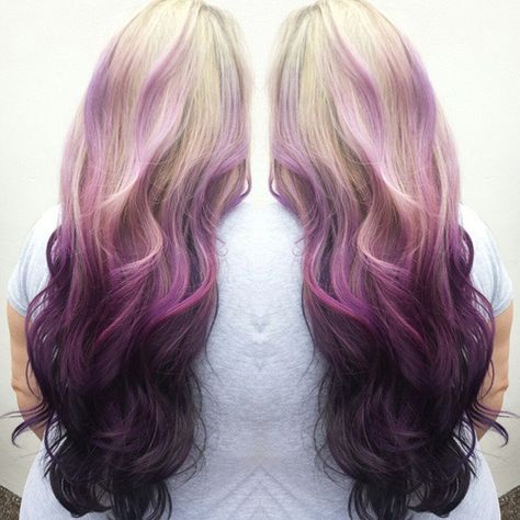 This is the effect I love just with different colors. Good example of reverse ombre. Lavender Ombre Hair, Lavender Hair Ombre, Lavender Ombre, Violet Hair Colors, Reverse Ombre, Purple Ombre Hair, Brown Ombre Hair, Violet Hair, Ombre Hair Color