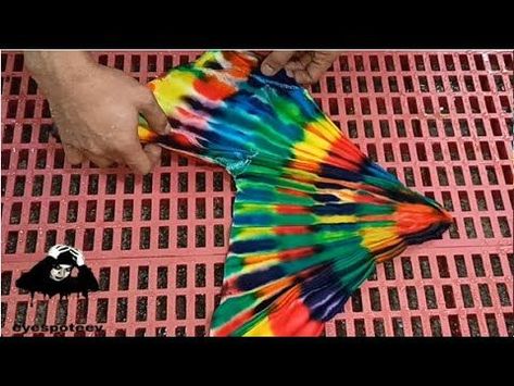 HOW TO TIE DYE | CIRCULAR RIPPLE | DIY | TRIPPY DYES PRODUCT | Diy tie dye designs, Tie dye patterns diy, Tie dye crumple Coolest Tie Dye Patterns, Tie Dye Folds Techniques, Fan Fold Tie Dye, Folding Tie Dye Patterns, How To Tie Dye With Bleach, Tie Dye Styles, Tye Dye Folding Techniques Patterns, Tie Dye Tutorial Videos, Tye Dye Patterns Diy How To Make