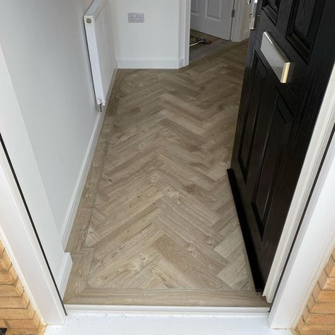 Antico Flooring, Lvt Flooring Hallway, Small Hallway Flooring Ideas, Downstairs Flooring Ideas, Herringbone Floor With Border, Herringbone Lvt Floor, Herringbone Hallway, Herringbone Floor Bathroom, Downstairs Flooring