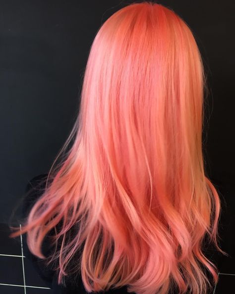 Pastel Hair Color Ideas, Salmon Hair, Brown Ombre Hair Color, Peach Hair Colors, Coral Hair, Bleach London, Brown Ombre Hair, Peach Hair, Hair Color Caramel