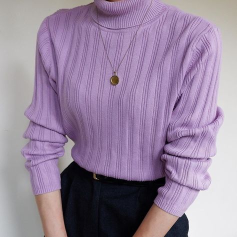 Lavender Turtleneck Outfit, Lilac Turtleneck Outfit, Purple Turtleneck Outfit, Turtleneck Outfit Aesthetic, Lounge Wear Linen, Lilac Turtleneck, Minimalist Aesthetic Outfit, Purple Shirt Outfits, Minimalist Wardrobe Essentials