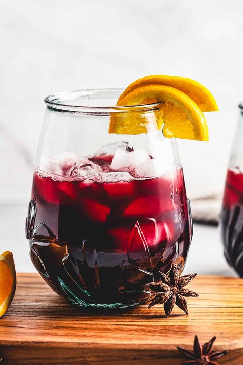 Sorrel Recipe Jamaican, Jamaican Sorrel Drink Recipe, Sorrel Drink Recipe, Jamaica Drink, Sorrel Recipe, Jamaican Sorrel, Sorrel Drink, Hibiscus Drink, Dried Hibiscus Flowers