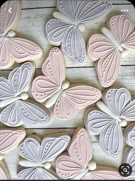 Pink Butterfly Cookies Decorated, Butterfly Icing Cookies, Pink And Purple Butterfly Cookies, Easter Butterfly Cookies, Baby Shower Cookies Butterfly, Butterfly 1st Birthday Cookies, Butterfly Cookies Baby Shower Girl, Butterfly Sugar Cookies Royal Icing, Butterfly Cookie Cake