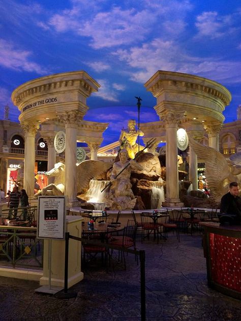 Caesar Palace. Caesars Palace, Palace, Villa, House Styles, Home Decor, Home Décor