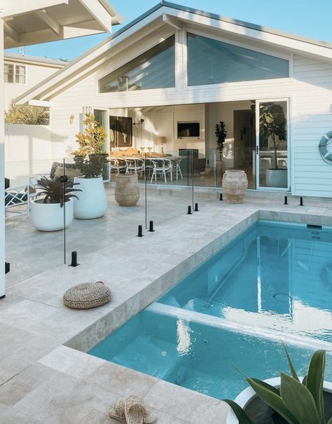 Pool Close To House, Pool Area Ideas, Pool Fencing Landscaping, Byron Bay House, Exterior Flooring, Unique Pool, Boho Beach House, Inground Pool Landscaping, Modern Coastal Home