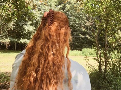 Curly Ginger Hair, Red Curly Hair, Merida Brave, Ginger Girls, Red Head, Redhead Girl, Hair Inspo Color, Dream Hair, Ginger Hair