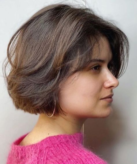 Shorter Bobs For Thick Hair, Short Hair Feather Cut, Feather Cut For Short Hair, Neck Length Hairstyles, Quick Cute Hairstyles, Sand Blonde Hair, Neck Length Hair Cuts, Cuts For Thick Hair, Neck Length Hair