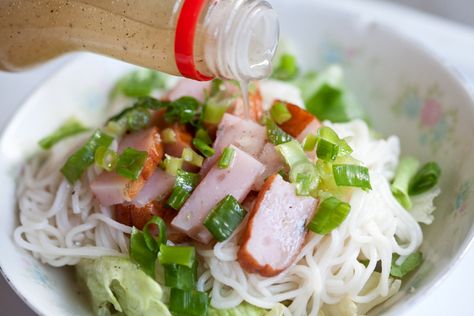 Somen salad dressing recipe Somen Salad Dressing Recipe, Namasu Recipe, Somen Salad, Japanese Salad Recipes, Taro Recipes, Noodle Salad Cold, Hawaii Food, Asian Salad, Salad Sauce