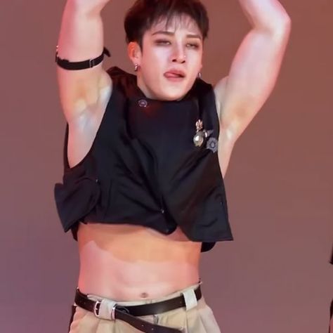 Bangchan Armpit, Hyunjin Armpit, Kpop Armpit Men, Attack On Titan Mike, Bangchan Stray Kids, Child Of Light, Gothic Punk, Bang Chan, Kpop Fanart