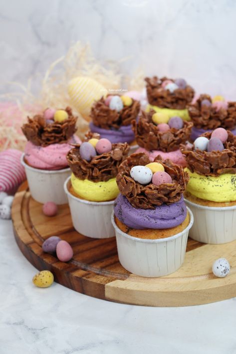 Birthday Present Scavenger Hunt, Mini Egg Cupcakes, Birthday Countdown Calendar, Mini Egg Recipes, Four Ever Sweet, Mini Eggs Cake, Kids Healthy Food, Nest Cupcakes, Chocolate Nests