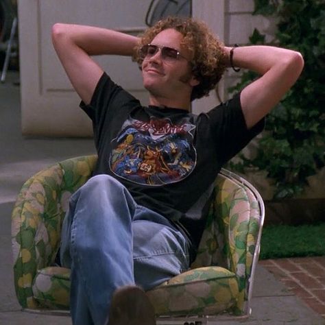 Steven Hyde Outfit, That 70s Show Outfits, 70s Show Outfits, That 70s Show Aesthetic, Hyde That 70s Show, Steven Hyde, 70s Inspired Outfits, 70 Show, 70s Show