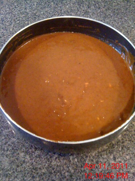 Mexican Chili Gravy, Mexican Gravy, Chili Gravy Recipe, Mexican Sauce Recipes, Chili Gravy, Mexican Chili, Mexican Sauce, Homemade Gravy, Gravy Sauce