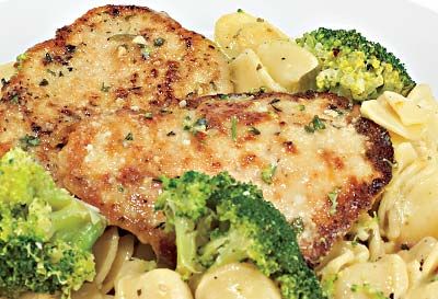 Olive Garden Chicken Con Broccoli Recipe, Chicken Con Broccoli, Brocoli Recipe, Garden Garlic, Pasta Con Broccoli, Chicken Broccoli Pasta, Garlic Herb Chicken, Olive Garden Recipes, Garlic Cream Sauce