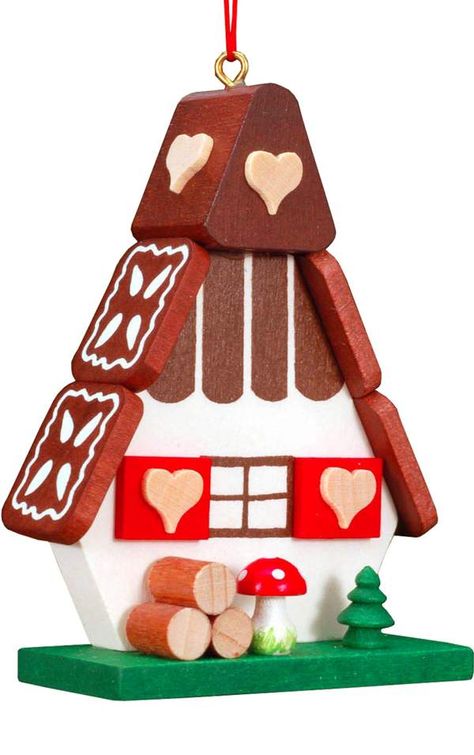 Seahorse Christmas, Faux Gingerbread, German Ornaments, Gingerbread House Ornament, Gingerbread Friends, Christmas Ornaments Tree, Gingerbread House Designs, Gingerbread Ideas, Outdoor Christmas Decor