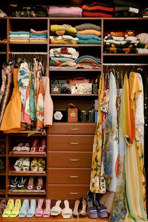 Meet Laura Kim: The Woman Behind Oscar de la Renta & Monse - Coveteur: Inside Closets, Fashion, Beauty, Health, and Travel Messy Closet, Dressing Room Closet, Casa Loft, Design Assistant, Wardrobe Room, Closet Room, Glam Room, Closet Makeover, غرفة ملابس