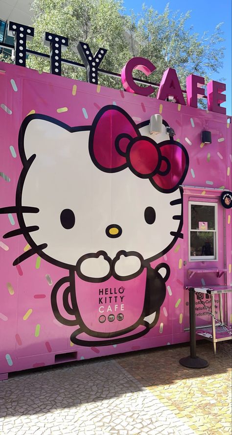 Hello kitty Cafe Hello Kitty, Hello Kitty Birthday Party, Hello Kitty Cupcakes, Kitty Cafe, Hello Kitty Cake, Hello Kitty Party, Hello Kitty Nails, Hello Kitty Birthday, Birthday Parties