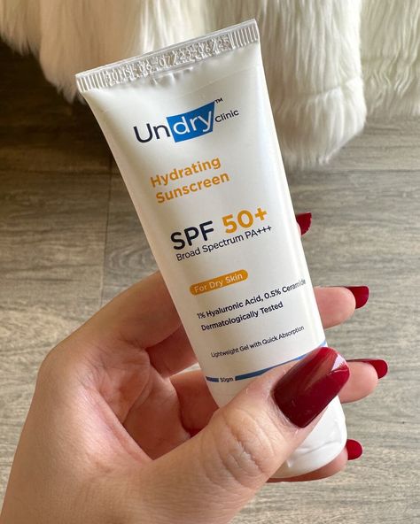 Undry Hydrating Sunscreen For Dry Skin SPF 50+ PA+++ Sunscreen For Dry Skin, Drugstore Skincare, Birthday Collage, Physical Sunscreen, Best Sunscreens, Sunscreen Moisturizer, Sunscreen Spf 50, Spf Sunscreen, Simple Skincare