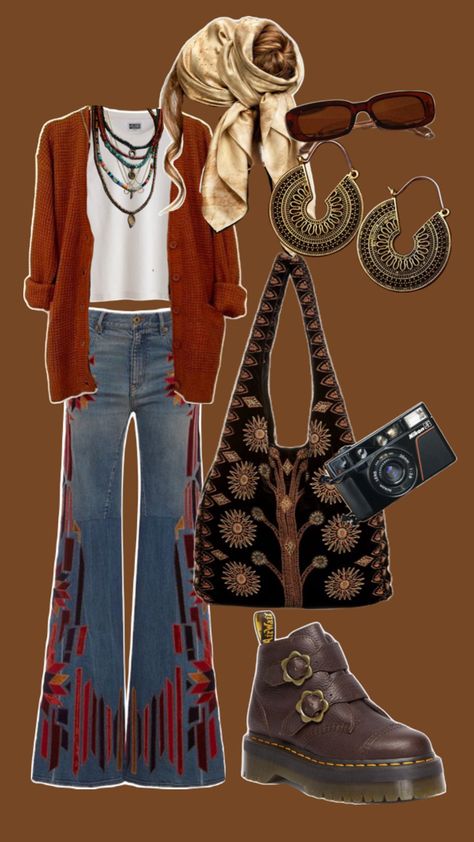 Hippie Fashion Aesthetic, Boho Hippie Outfits, Look Hippie, Doc Martens Outfits, Lace Clothes, 70s Inspired Outfits, Witchy Clothing, Closet Diy, Estilo Hippy