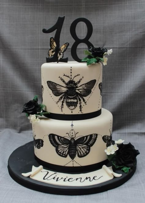 Moth tattoo cake by RockCakes Gothic Birthday Cakes, Goth Cakes, Dark Celestial, Tattoo Cake, Harry Styles Birthday, Witch Cake, Bolo Halloween, Artist Cake, 16 Birthday Cake