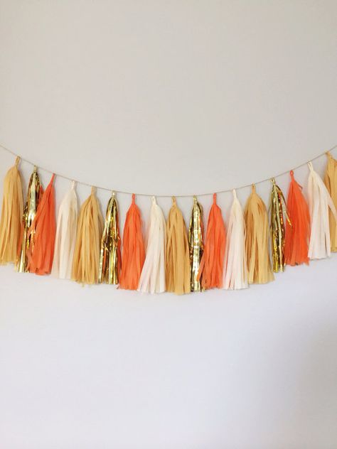 Gold Tassel Garland, Fall Room Decor, Garland Ideas, Orange Party, Wedding Themes Fall, Fall Bedroom, Fall Decoration, Fall Inspiration, Tassel Garland