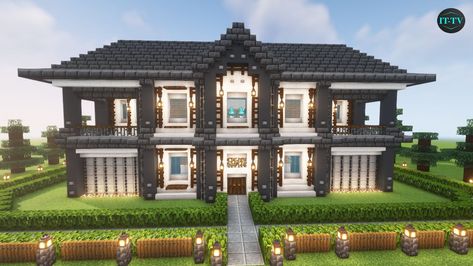 This is a large minecraft house design that i have made. And i would really like to share it with you,in this video i show you how to build this base step by step. Mansion In Minecraft, Minecraft Mansion, Minecraft House Plans, Luxury Mansion, Minecraft Modern, Easy Minecraft Houses, Minecraft House Tutorials, Minecraft City, Minecraft Inspo