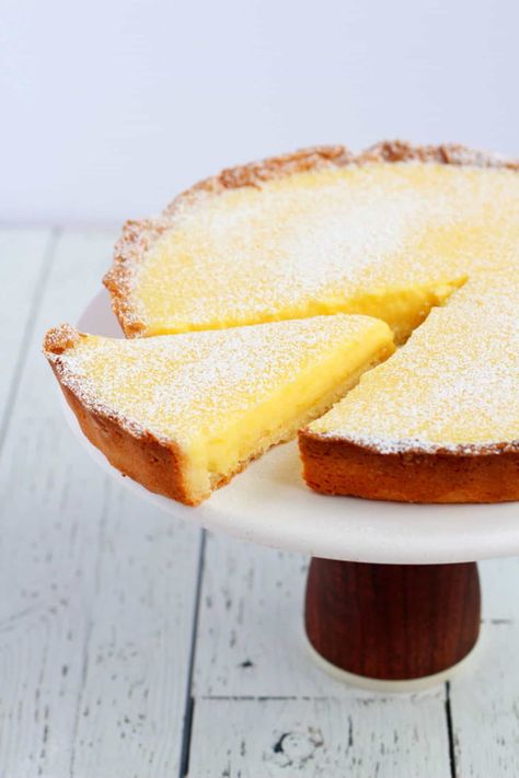 FRENCH STYLE LEMON TART - Julia Recipes French Lemon Tart Recipe, Lemon Tart Recipe, French Tart, Milk Tart, Lemon Dessert Recipes, Lemon Tart, Pie Tart, Lemon Cheesecake, Sweet Pastries