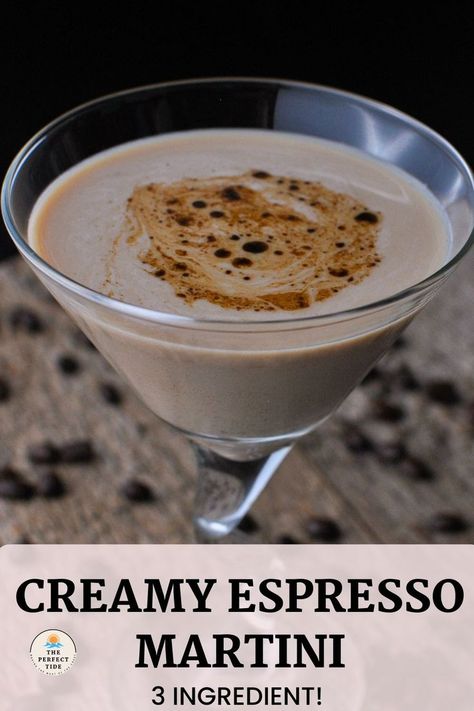 writing that says creamy espresso martini 3 ingredient with a picture of a creamy espresso martini in a martini glass Best Espresso Martini Recipe, Espresso Martini With Baileys, Creamy Espresso Martini, Easy Espresso Martini, Best Espresso Martini, Easy Espresso, Espresso Martini Recipe, Baileys Recipes, Best Drink