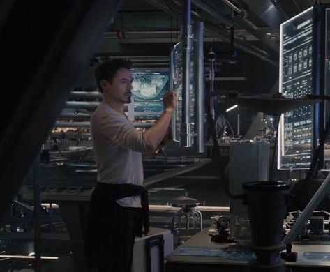 Avengers Dr Visuals, Avengers Dr, Age Of Ultron Aesthetic, Avengers Shifting Visuals, Tony Stark Lab Aesthetic, Tony Stark Lab, Avengers Tower, Tony Stark Workshop Aesthetic, Marvel Dr