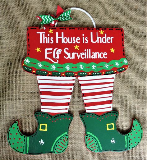 Country Wood Crafts, Elf Surveillance, Wooden Wreath, Art Door, Snowman Sign, Hanger Decor, Elf Shoes, Wooden Wreaths, Winter Signs