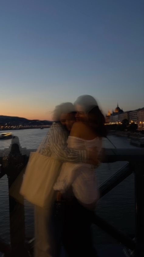 Social Connections Aesthetic, Aesthetic Best Friends Pictures, Female Friendship Aesthetic Faceless, Making Friends Vision Board, Sister Time Aesthetic, True Friendship Aesthetic, Bestie Astethic, Best Friends Travel Aesthetic, Best Friend Vision Board