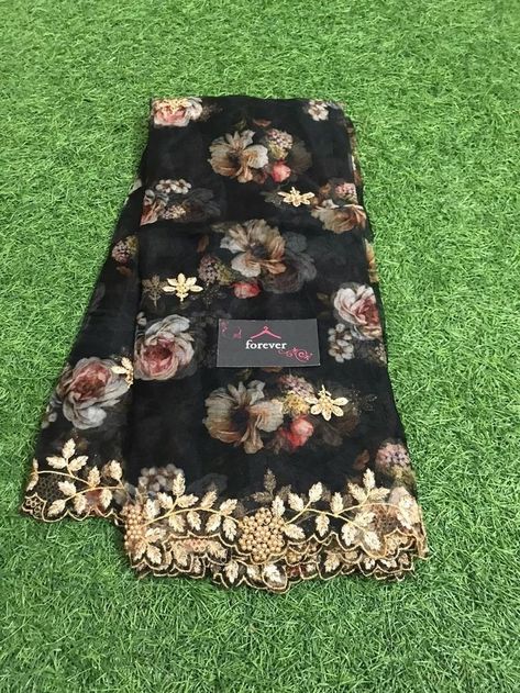 Floral Dupatta Suits, Floral Print Organza Dupatta, Cut Work Dupatta Designs, Dusty Colours, Organza Printed Dupatta, Saree Bride, Clothing Fabric Patterns, Floral Dupatta, Floral Sarees