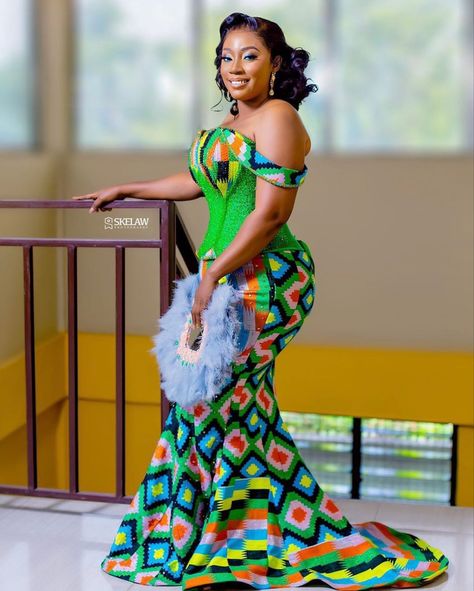 Simple Kente Dress, Simple Kente Dress Styles, Kente Styles For Engagement Ghana, Dress Styles For Wedding, Kente Styles For Engagement, Kente Dress Styles, African Print Wedding Dress, African Bridal Dress, Nigerian Dress