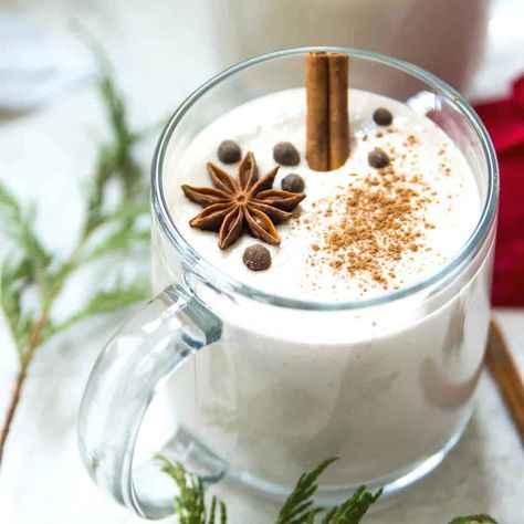 Vegan Eggnog Vegan Egg Nog, Paleo Eggnog, Vegan Eggnog Recipe, Coconut Milk Substitute, Aip Foods, Dairy Free Egg Nog, Eggnog Recipe Homemade, Collagen Smoothie, Vegan Eggnog