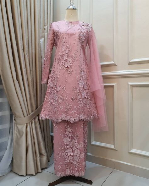 Baju Kurung Moden Style, Muslim Wedding Dress Hijab Bride, Wedding Dress Hijab, Kurung Modern, Baju Kahwin, Muslim Wedding Dress, Wedding Muslim, Kurung Moden, Classy Wedding Dress