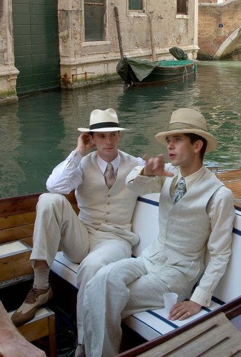 Brideshead Revisited Men In White, Brideshead Revisited, Matthew Goode, 일본 패션, Billionaire Boy, Vintage Mens Fashion, Billionaire Boys Club, Old Money Aesthetic, Gentleman Style