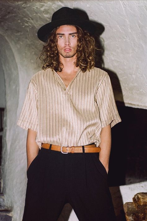 70s Fashion Men, Vintage Outfits Men, Lack Of Color, Vintage Mens Fashion, Beach Outfits, Androgynous Fashion, Looks Street Style, Outfits Men, Moda Vintage