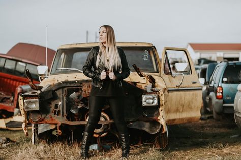 Abandoned Car Photoshoot, Junkyard Photoshoot Fashion, Junk Yard Photoshoot, Scrapyard Photoshoot, Junkyard Photoshoot Ideas, Junkyard Photoshoot, Photoshoot Ideas Men, Night Photography Portrait, Urban Photography Portrait