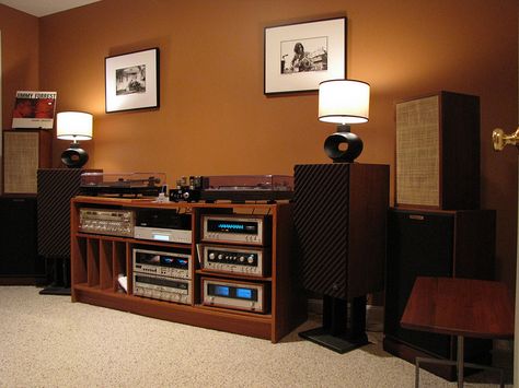 Vintage Stereo Setup by Taylor Player, via Flickr Stereo Setup, Hifi Room, Record Room, Stereo Cabinet, Best Home Theater, Vintage Stereo, Home Theater Setup, Audio Room, Audio Design