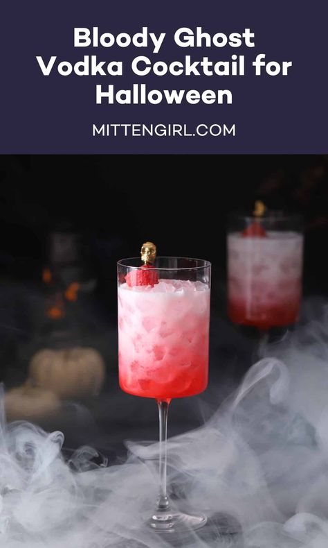 Homemade Halloween Treats, Vodka Cocktails Easy, Raspberry Cocktail, Booze Drink, Vodka Cocktails Recipes, Vodka Cocktail, Raspberry Syrup, Boozy Drinks, Halloween Cocktails