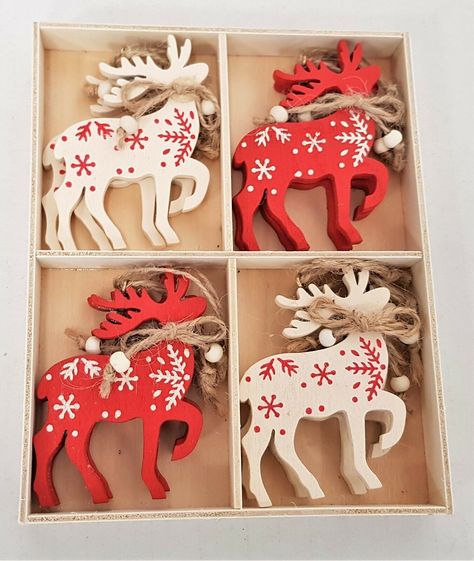 Christmas Mdf Ideas, Reindeers Christmas Decorations, Mdf Christmas Decorations, Christmas Decorations Diy Crafts, Christmas Reindeer Decorations, Wooden Reindeer, Christmas Decorations Cheap, Wooden Christmas Decorations, Reindeer Decorations