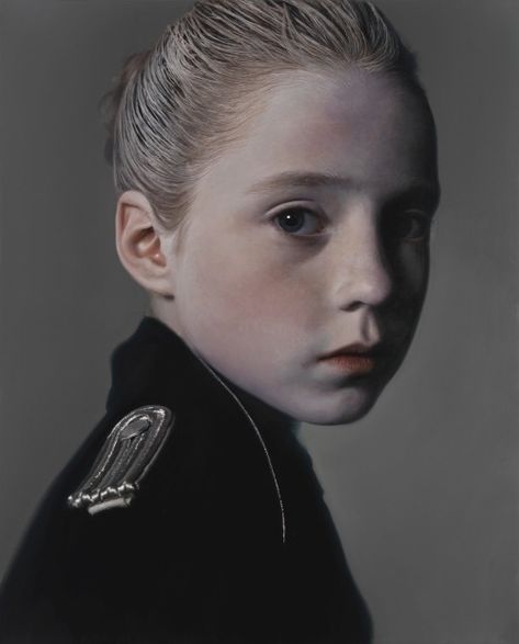 Gottfried Helnwein, Chinese Wall Art, Hyperrealistic Art, Value In Art, Contemporary Portrait, Irish Art, Hyperrealism, Performance Artist, Photorealism